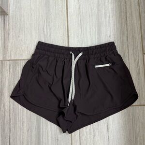 Vuori Clementine 2.0 Short 2.5”